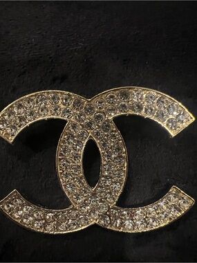 CHANEL Gold-Tone Double C Brooch with Clear Crystals